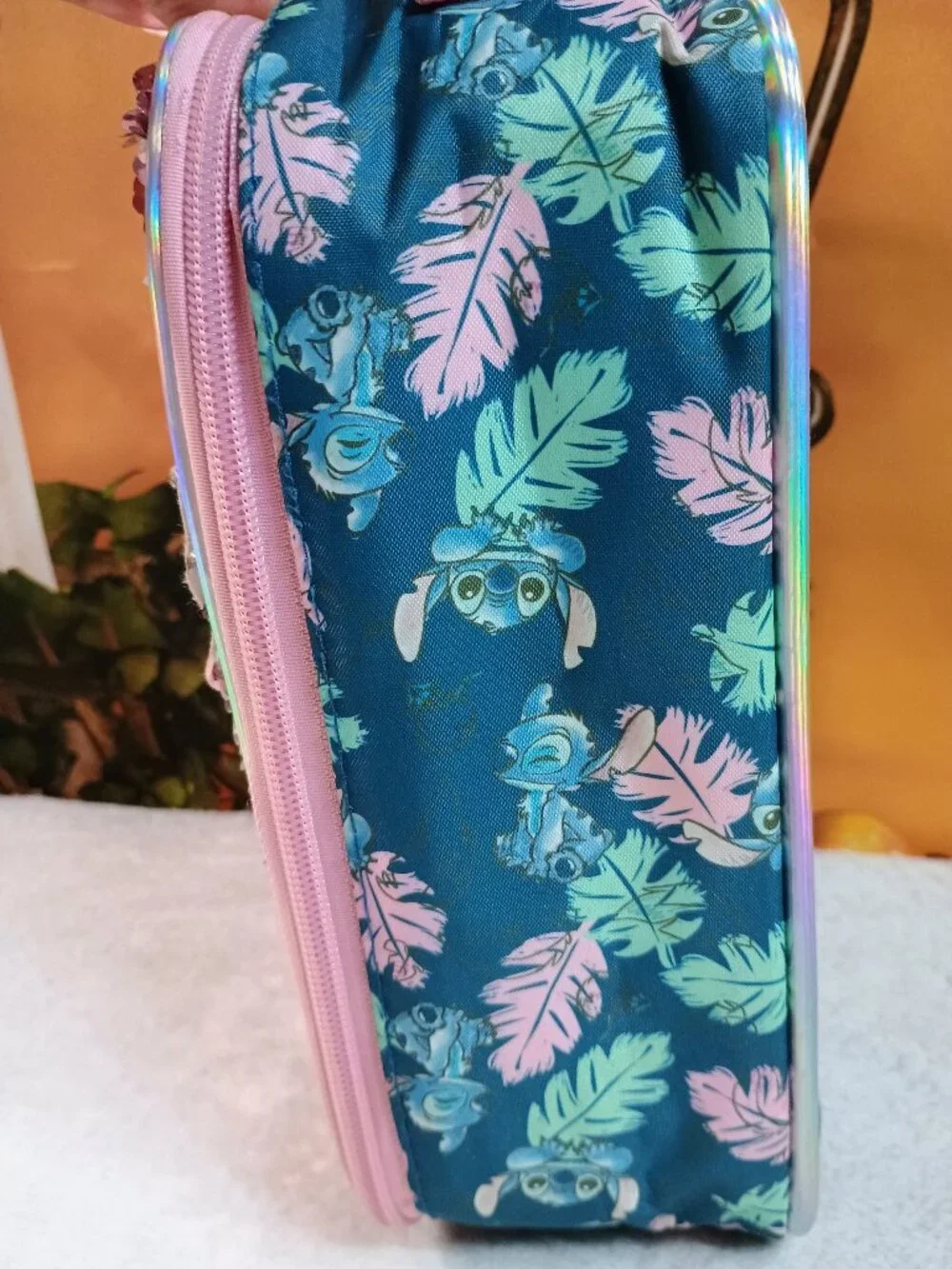 EUC Kids Disney Stitch 'Hug It Out' Pink Sequin Holographic Insulated Lunch Bag